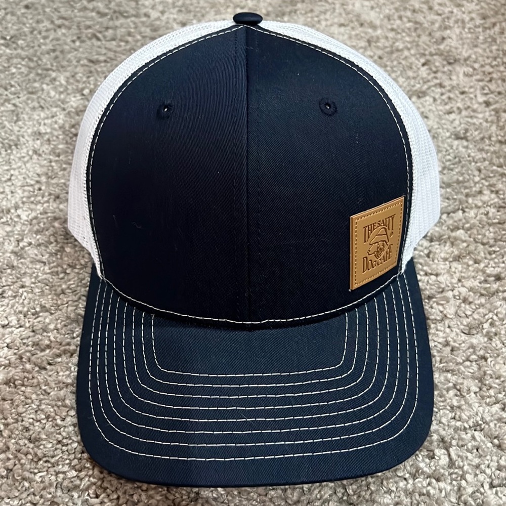 Salty Dog Cafe Hat NWOT